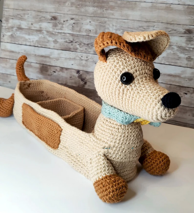 Doxie Organizer dachshund dog basket crochet pattern