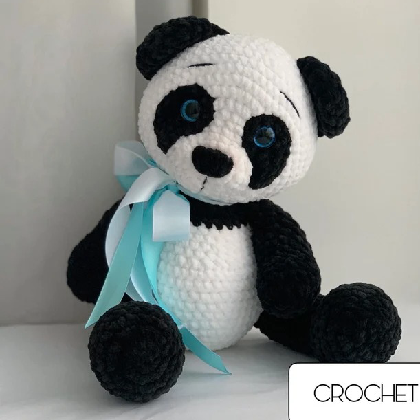 Panda bear toy amigurumi pattern