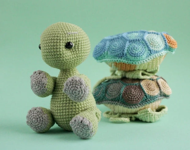 Mosaic turtle crochet pattern