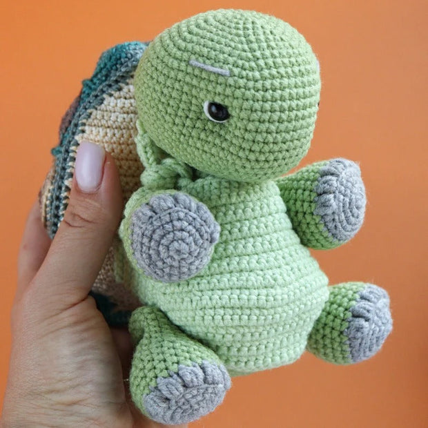Mosaic turtle crochet pattern