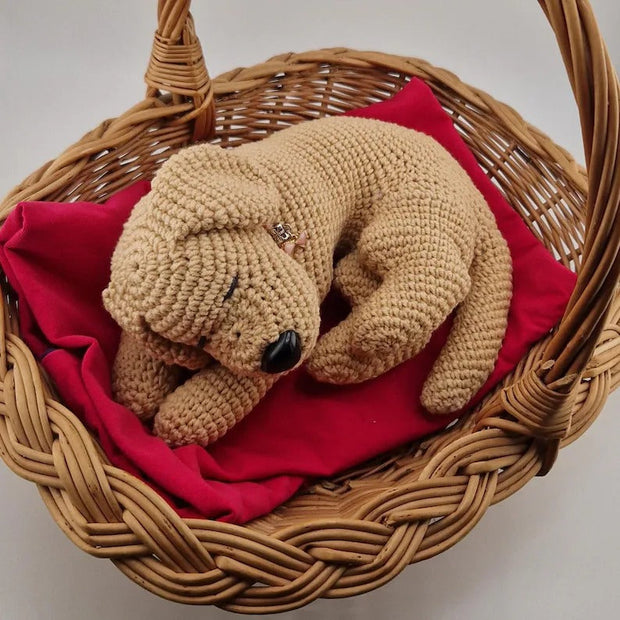Sleeping Labrador no-sew crochet pattern