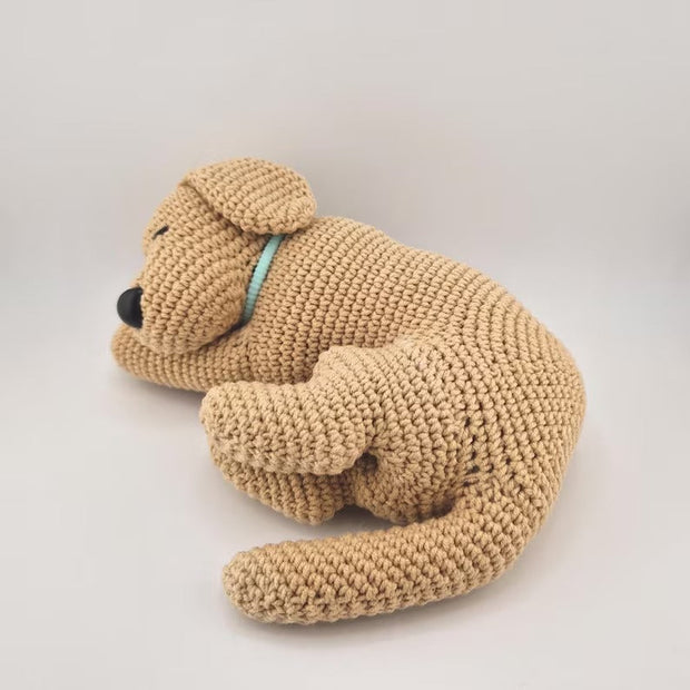 Sleeping Labrador no-sew crochet pattern