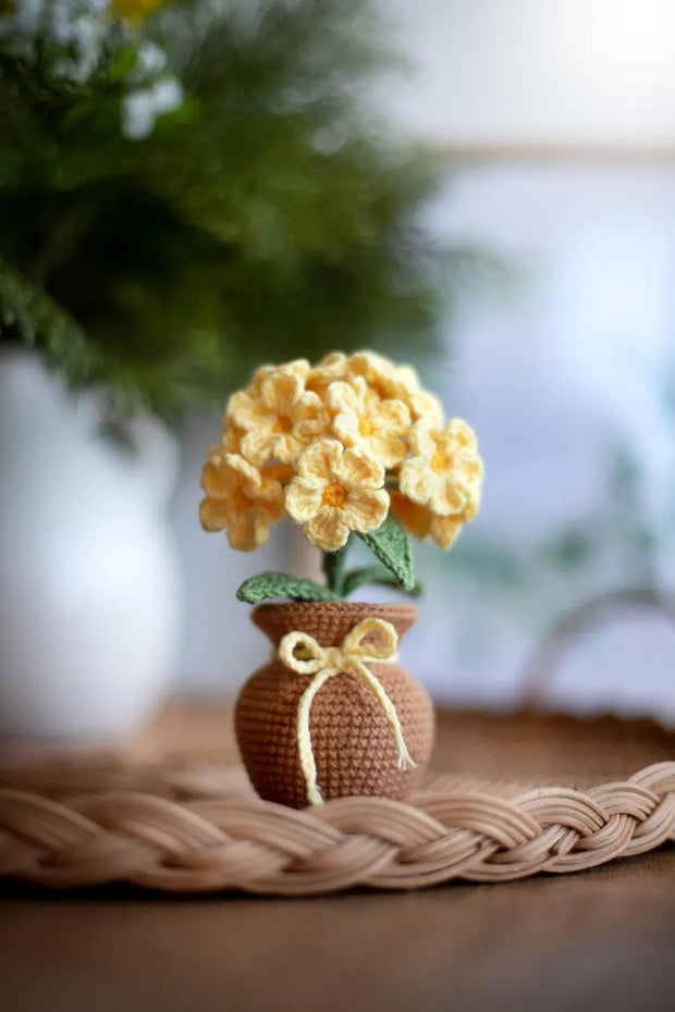 Amigurumi pattern crochet Phloxs pot