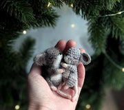 Mouse in the Clock – Crochet Pattern